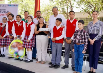 Llevan beneficios a primaria con programa “Tú eliges” en Ramos Arizpe