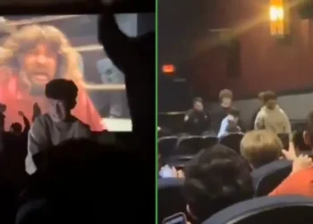 Sacan a pubertos de una sala de cine mientras hacían un desorden durante la función de Minecraft