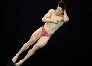 Eliminado Osmar Olvera en trampolín de 3 metros en Mundial de Clavados