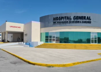 Gemelos prematuros siguen en HG de Piedras Negras, IMSS nunca tiene espacio en área neonatal