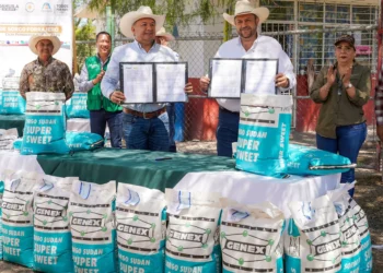 Fortalecen el campo de Ramos Arizpe con diversos apoyos