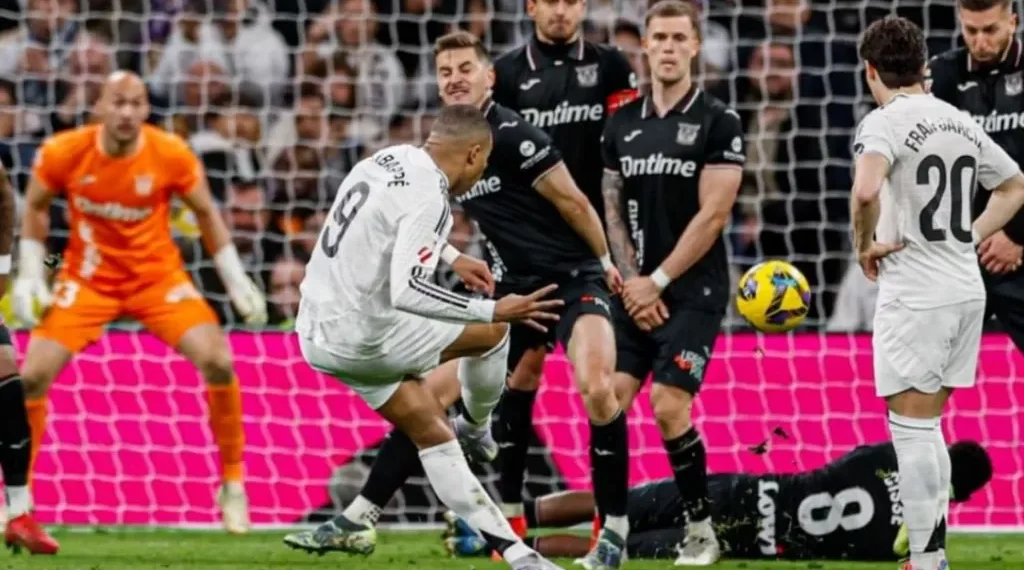 Mbappé búsqueda a Cristiano; con 22 goles, se colocó a tres de Lewandowsky por el Pichichi