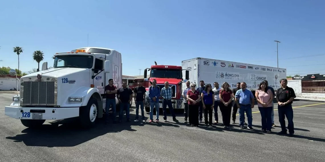En Monclova inicia curso de certificación para choferes de tráiler