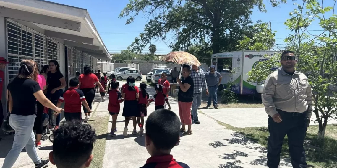 DIF Coahuila visita escuelas primarias para conocer la salud de los estudiantes