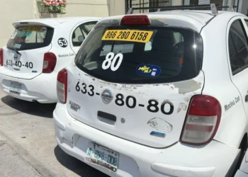 Analizan taxistas ajustar tarifas en Monclova