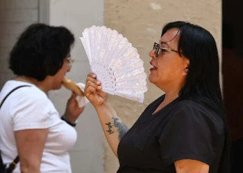 Altas temperaturas disparan demanda de tinacos subsidiados