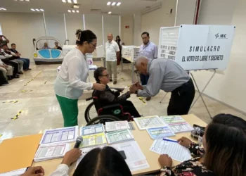 Realiza INE simulacro de votación con perspectiva inclusiva