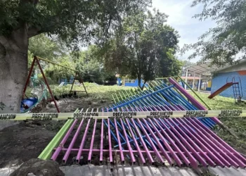 Tras lluvias, restauran escuelas afectadas en Monclova