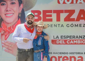 Attolini acompaña a Betzabé Martínez en órbita de campaña por Gómez Palacio: “Dos estados, un mismo ideal”