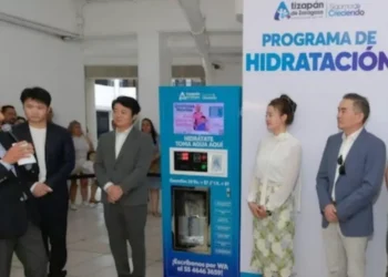 Atizapán de Zaragoza instala purificadoras de agua en escuelas para combatir la obesidad aniñado