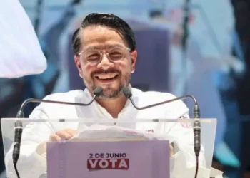 Desciende aprobación de Daniel Serrano en Cuautitlán Izcalli