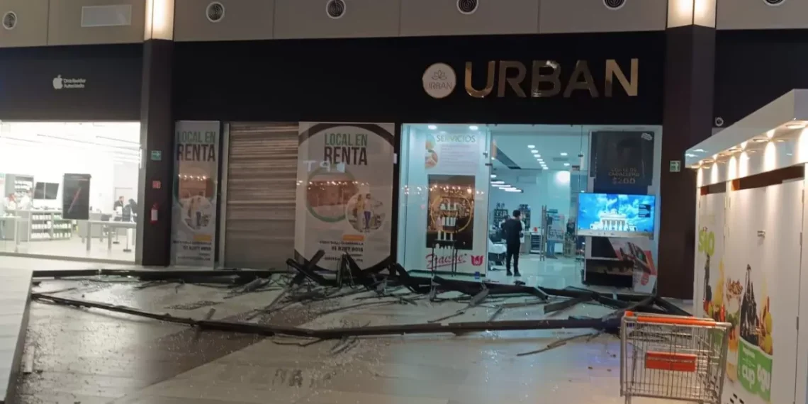 Tormenta con piedra provoca daños e inundaciones en zona metropolitana de Monclova