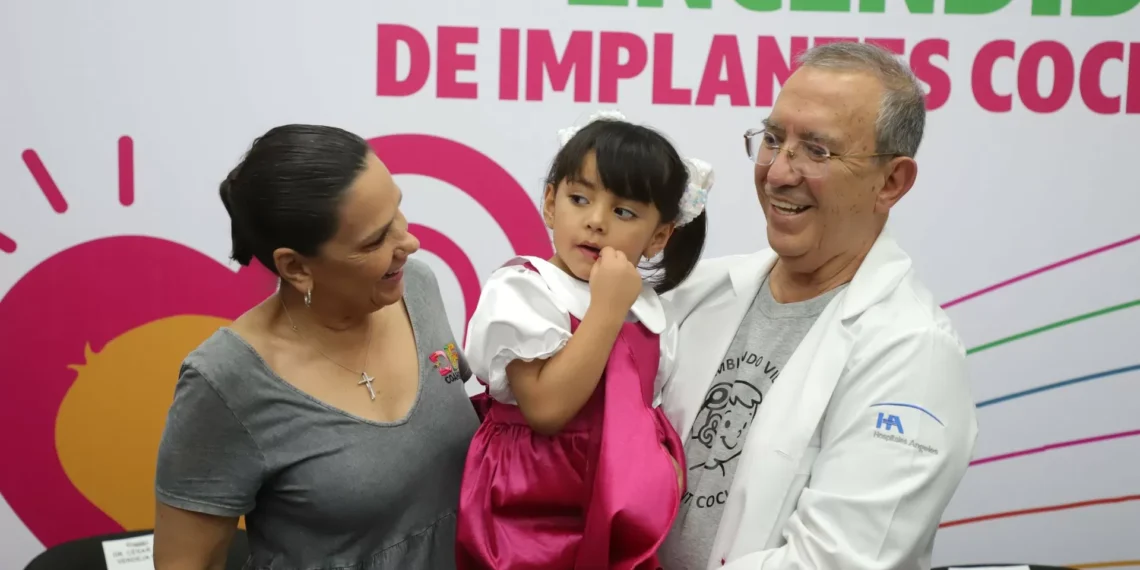 Encendido de implantes cocleares, un logro arsenal que transforma la vida de dos menores coahuilenses