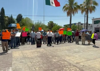Protestan en Castaños contra la alcaldesa por corrupción y nepotismo