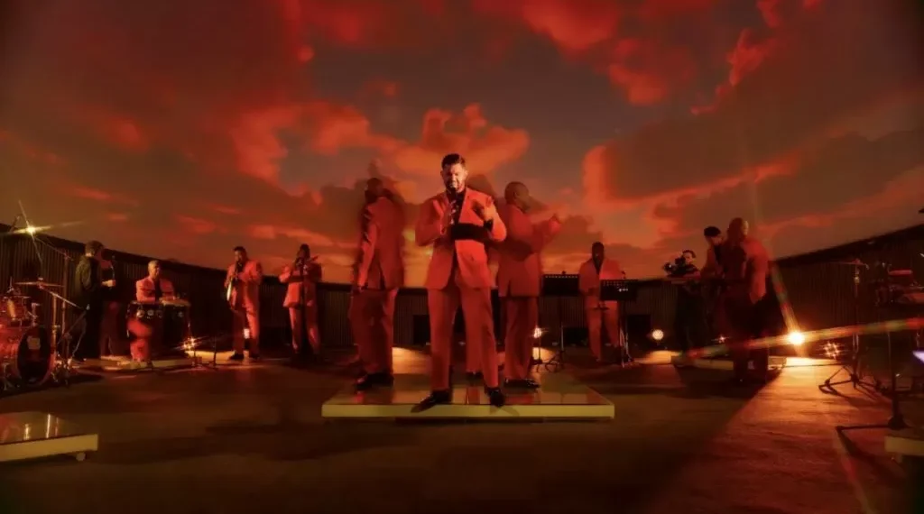 Grupo Niche echa la casa por la ventana