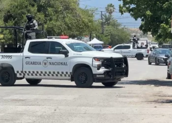 Realizan cateo FGR y Guardia Nacional a comercio en Frontera