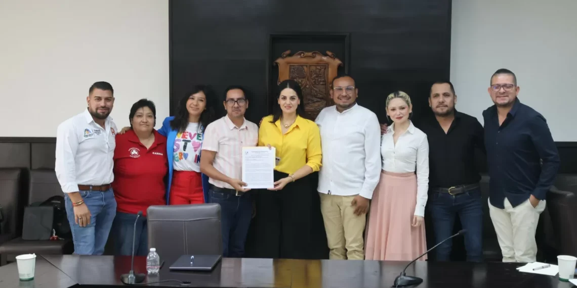 Pide comunidad LGBTIQ+ políticas públicas de inclusión