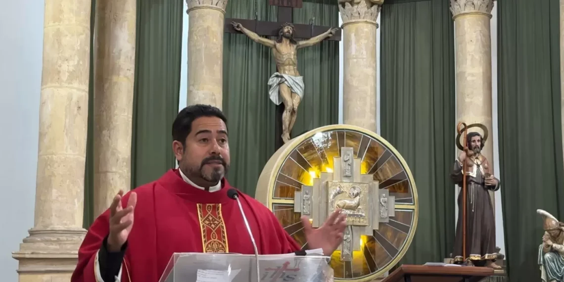 Misa solemne a santo Pedro y santo Pablo, pilares de la Iglesia Católica