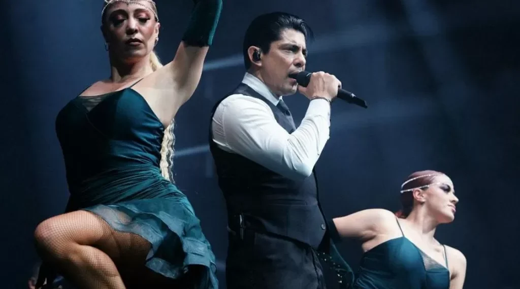 VÍCTOR GARCÍA, REGRESÓ CON TREMENDO ÉXITO EN EL METROPOLITAN