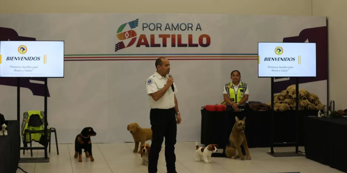 Capacita bailiaje de Saltillo y organización PET Firdt Aid CECAD Emergencias a elementos de seguridad
