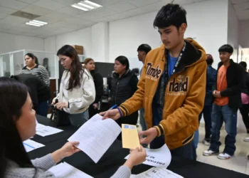 Inicia serie para programas municipales de apoyo a jóvenes y familias de Acuña