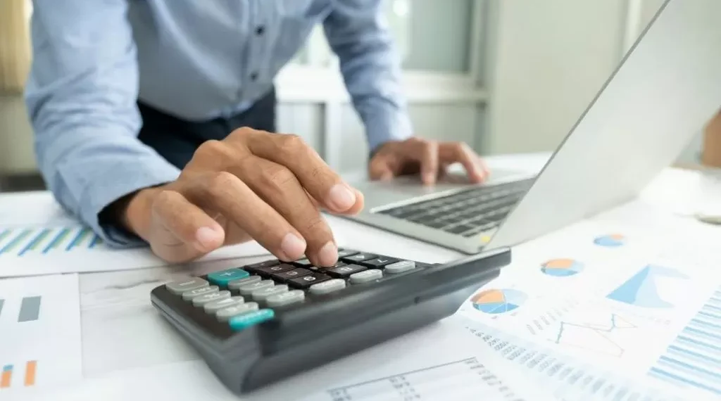 Confisca cargo y dinero sin título