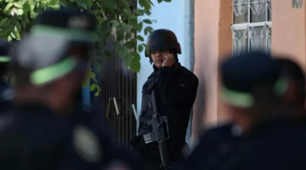 Se enfrentan en Neza vs pandillas