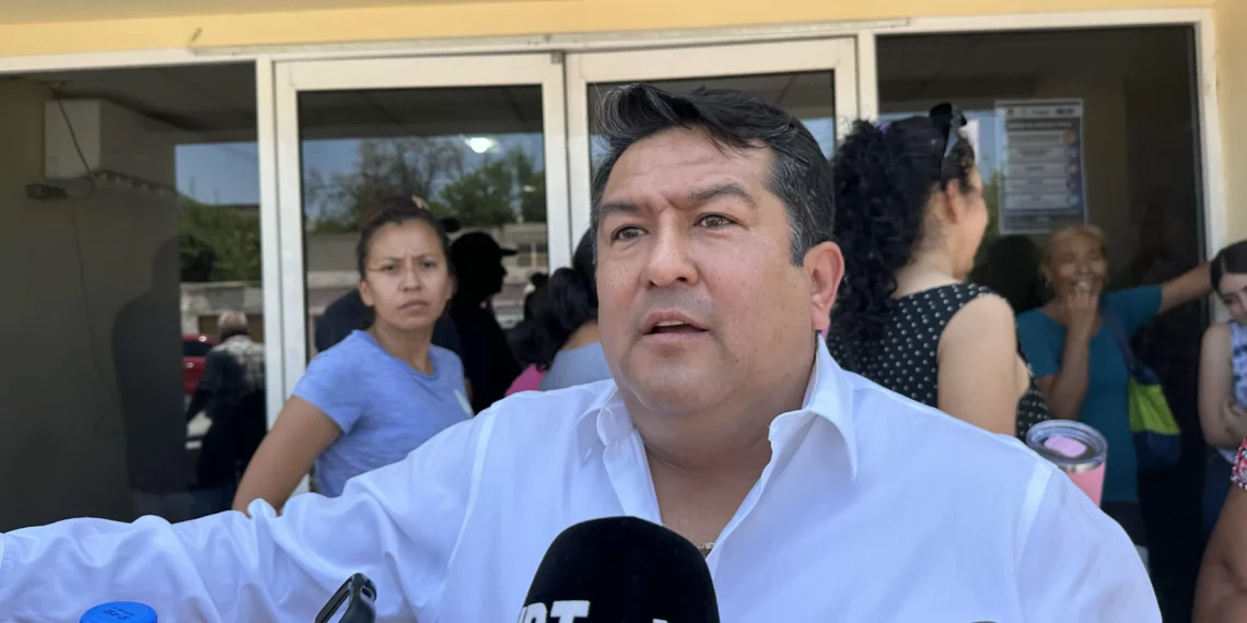 Protestan vecinos ante la FGE en Monclova; son inmediatamente atendidos