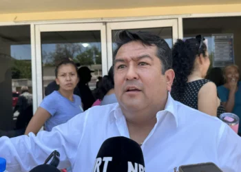 Protestan vecinos ante la FGE en Monclova; son inmediatamente atendidos