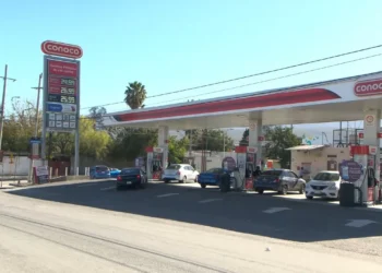 Por guerra EUA-Irán subirá precio de la gasolina: Empresario