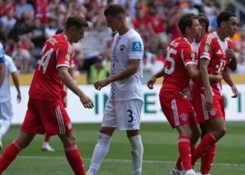 BAYERN DEJA EN LA CUERDA FLOJA A BOCA