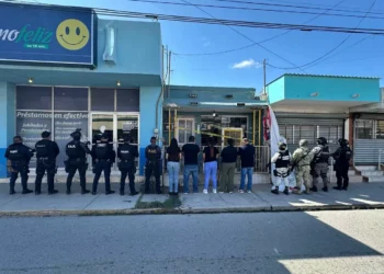 SSP y FGE aseguran un kilo de metanfetamina en Nueva Rosita