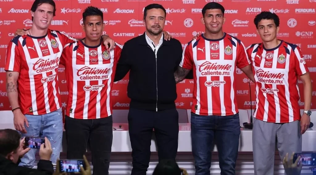 Refuerzos de Chivas con la arco en la 13; ponen a soñar a los Chivahermanos