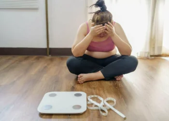 ¿Cómo controlar el aumento de peso asociado con el estrés?