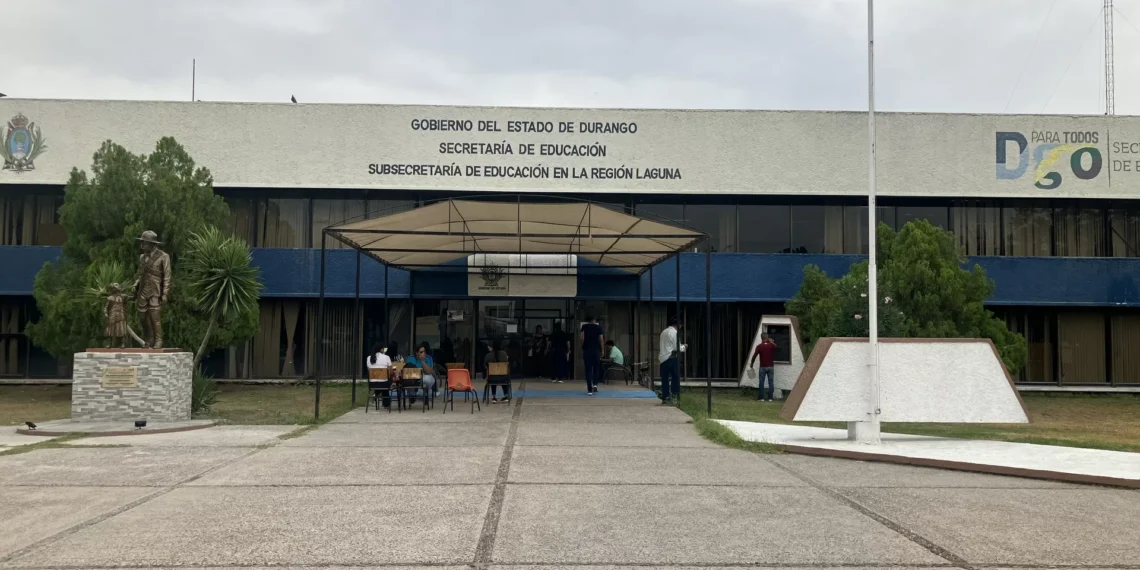 Por vacaciones habrá personal de número en Subsecretaría de Educación en La Laguna