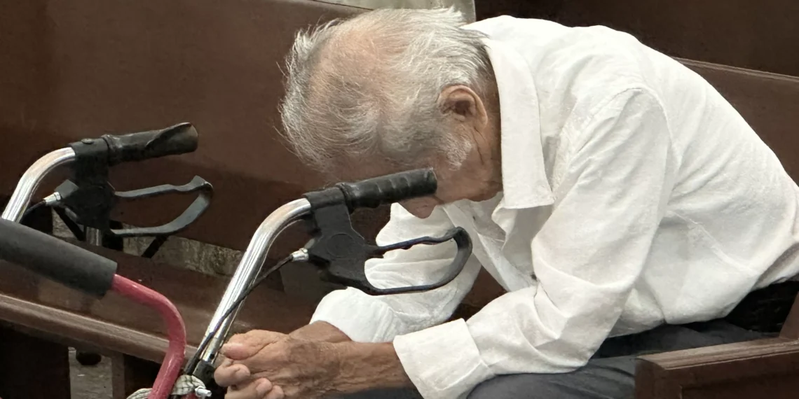 Invita iglesia a pedir perdón antes de pedir a Dios