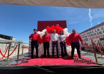 Colocan primera piedra de Tim Hortons en Parras de la Fuente