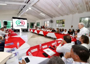 Carlos Robles toma insulto a la nueva dirigencia priista en Parras de la Fuente