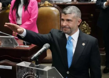 MALGASTA TABE 25 MDP EN VEHÍCULOS