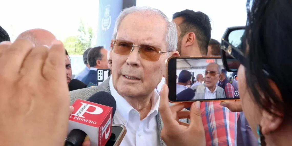 Foto en la boleta da certeza al votante: Carlos Robles