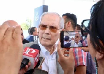 Foto en la boleta da certeza al votante: Carlos Robles