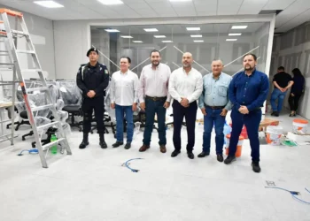 Realizan pase de lista y supervisan obras del C2 en Monclova