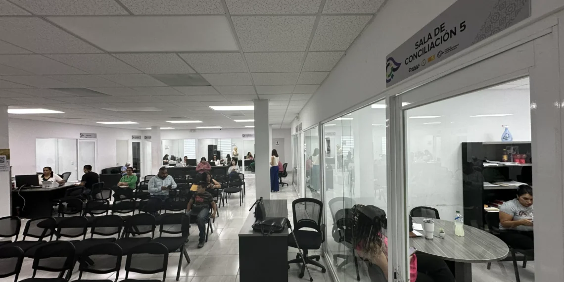 Demandan a 2 empresas por reparto de utilidades en Monclova