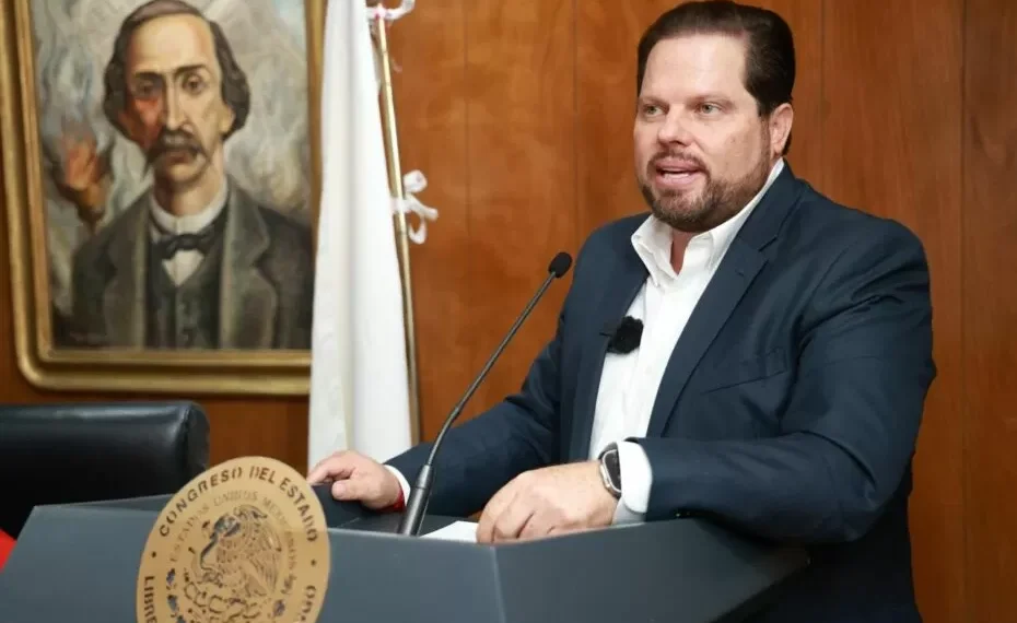 Convocan a periodistas a afiliarse a programa federal