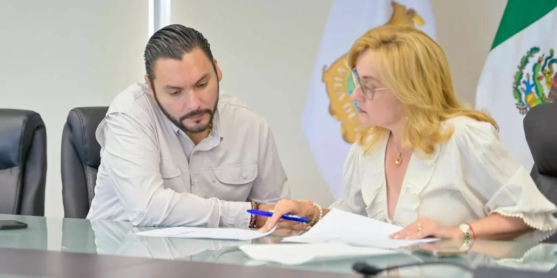 Carlos Villarreal y CECYTEC coordinan proyectos educativos para jóvenes de Monclova