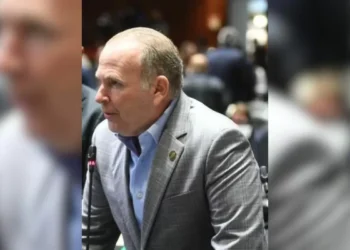 Exige diputado Kalionchiz rehabilitación urgente de la Carretera Federal 57