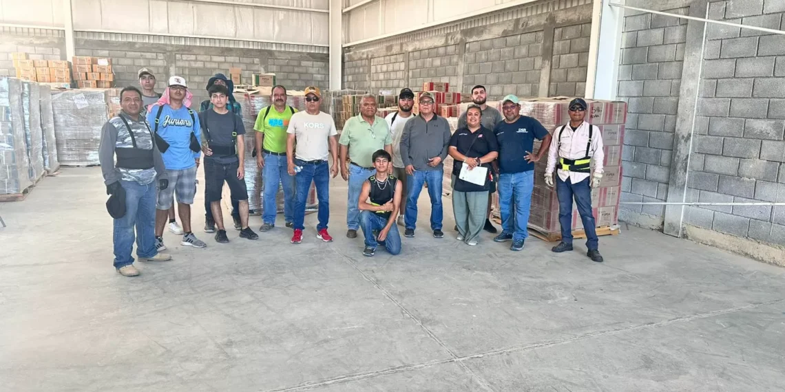 Inician entrega de paquetes escolares en región norte de Coahuila