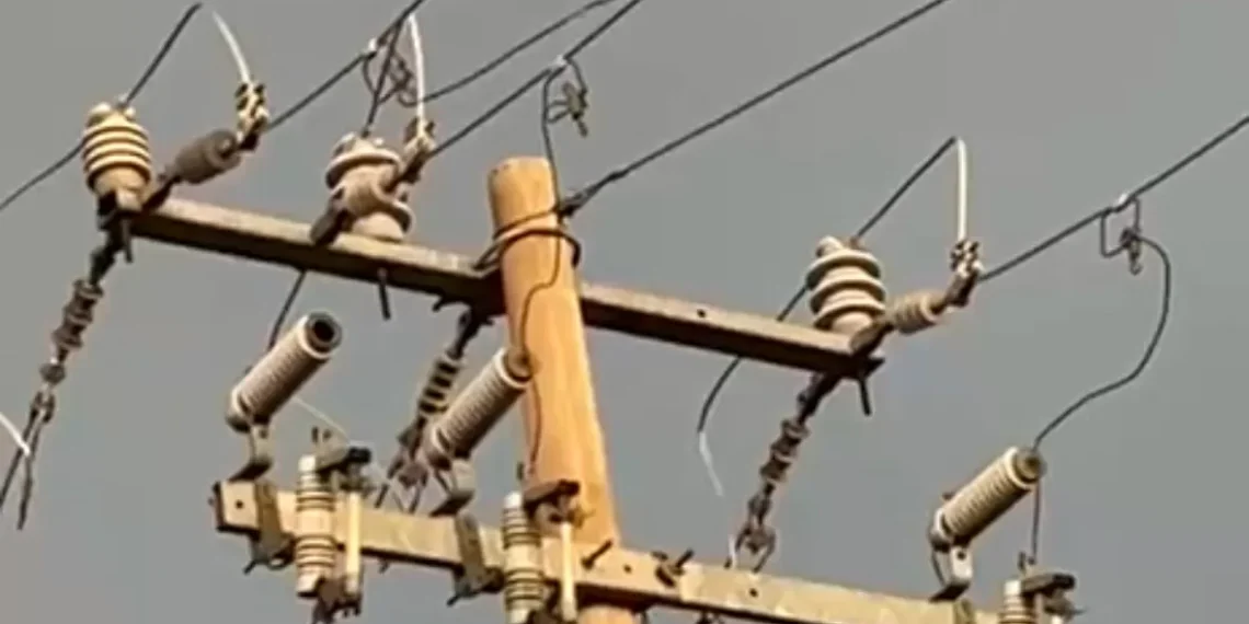 huracán en Monclova deja apagones, daños eléctricos y afecta a comercios