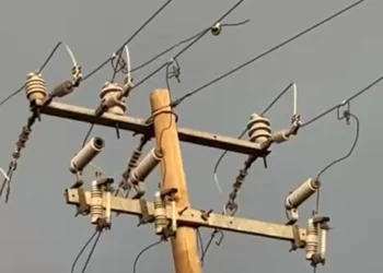 huracán en Monclova deja apagones, daños eléctricos y afecta a comercios