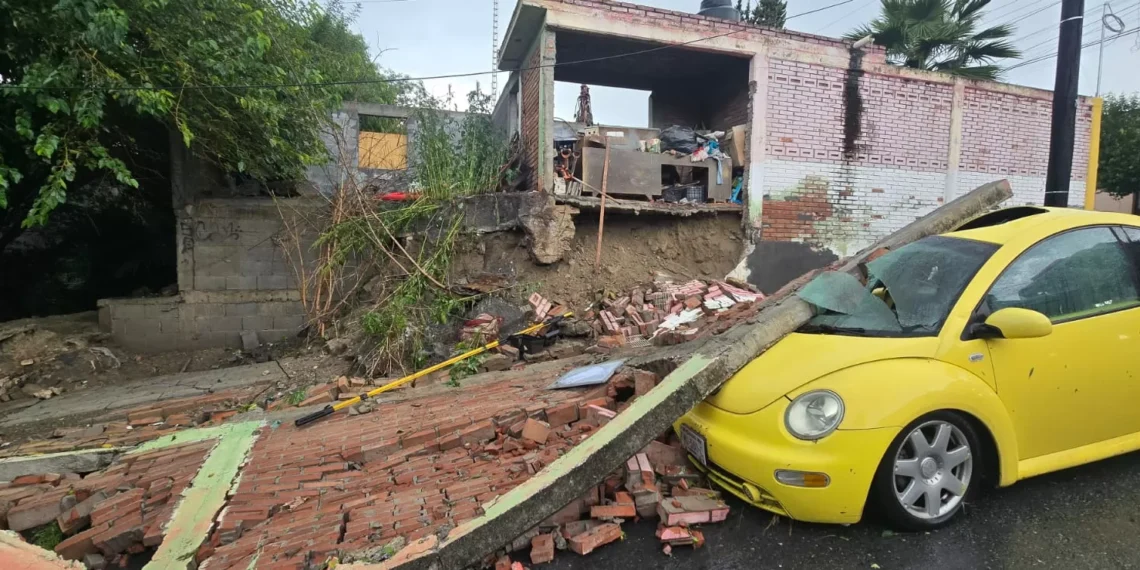 Fuertes lluvias dejan afectaciones en Saltillo